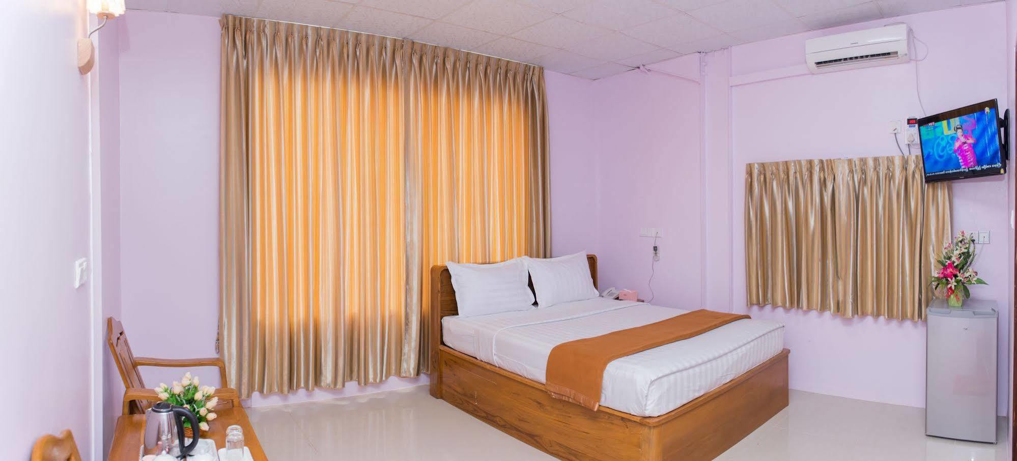 יאנגון Aung Tha Pyay Hotel 3 מראה חיצוני תמונה